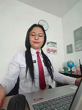 Queen linda1 online show from 05/11/26, 02:45