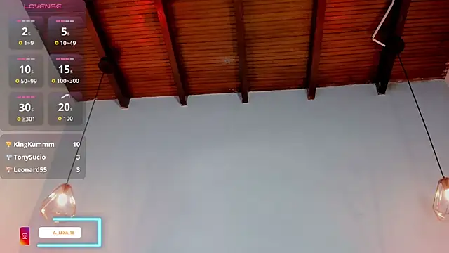 Snapshot of Alessia_blaze chatting on 05/16/26, 10:36 Alessia blaze online show from 05/16/26, 10:36