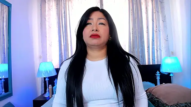 Snapshot of Victoria_kim_lee chatting on 06/11/26, 02:03 Victoria kim lee online show from 06/11/26, 02:03