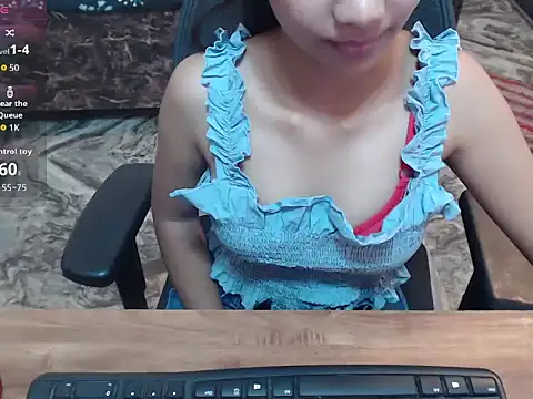 NaughtyyX online show from 04/22/26, 04:08