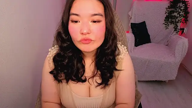 MomoRins online show from 05/01/26, 09:31