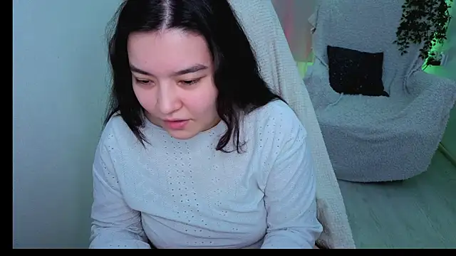 MomoRins online show from 04/29/26, 09:10