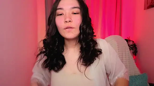 MomoRins online show from 05/15/26, 09:57