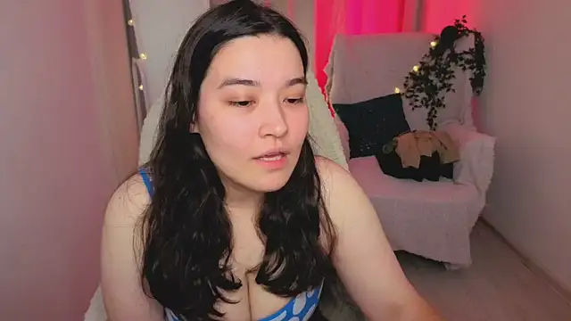 MomoRins online show from 05/17/26, 09:37
