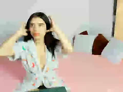 Sofi Moon1 online show from 04/23/26, 01:12