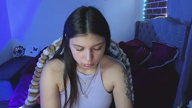 isabella monntolvo online show from 05/09/26, 03:04