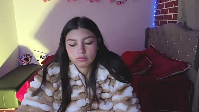 isabella monntolvo online show from 05/07/26, 03:26