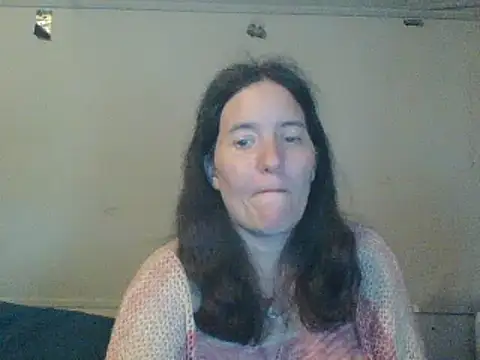 Snapshot of Mini83 chatting on 05/08/26, 06:56 Mini83 online show from 05/08/26, 06:56