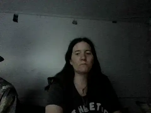 Snapshot of Mini83 chatting on 05/18/26, 08:57 Mini83 online show from 05/18/26, 08:57