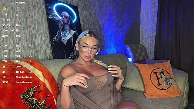 Snapshot of MissJessX chatting on 07/13/26, 06:40 MissJessX online show from 07/13/26, 06:40