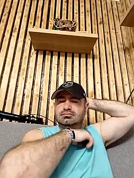 yuyukyler online show from 04/21/26, 06:36