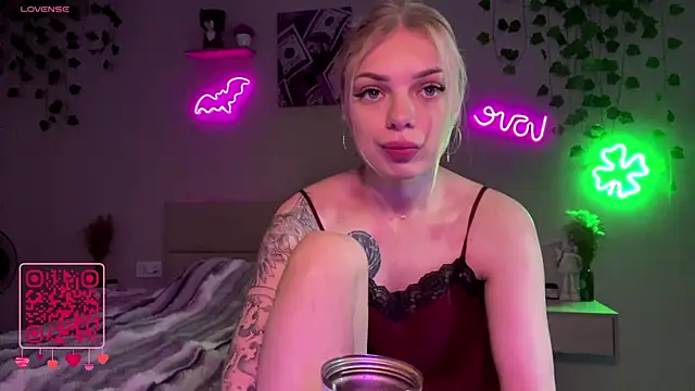 CandyRass online show from 06/07/26, 08:19