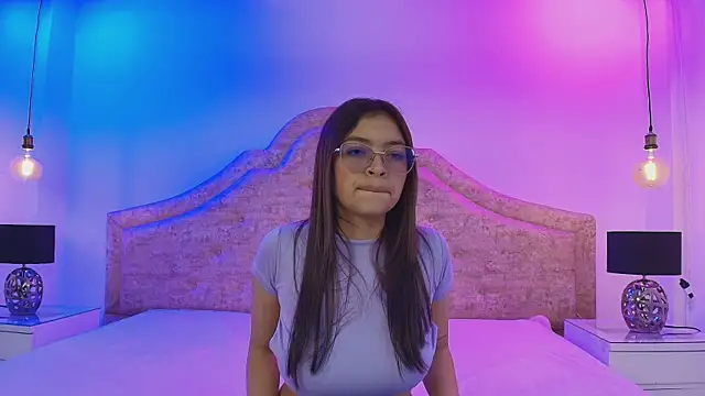 SamaraVale online show from 04/21/26, 08:59