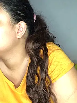 Snapshot of EliVanegas chatting on 05/29/26, 11:27 EliVanegas online show from 05/29/26, 11:27