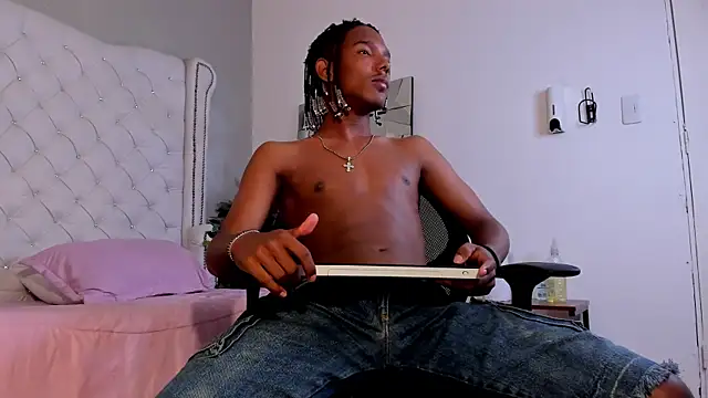 Max Orion online show from 04/27/26, 08:29