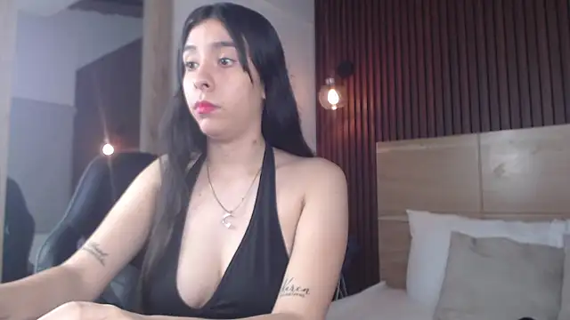 Snapshot of fer333_x chatting on 07/10/26, 02:44 fer333 x online show from 07/10/26, 02:44