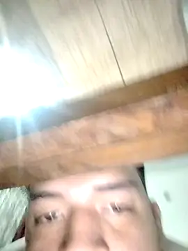 santiago6679 online show from 04/22/26, 12:17