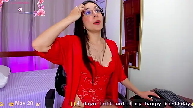 Elisabetta Amour online show from 05/16/26, 10:14