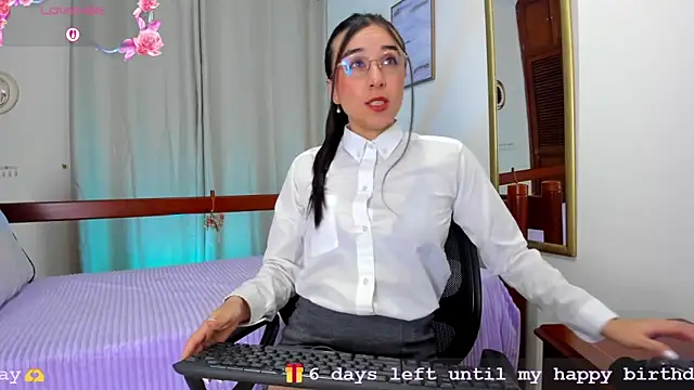 Elisabetta Amour online show from 05/15/26, 10:13