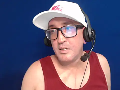 HairyCouple online show from 04/23/26, 01:23