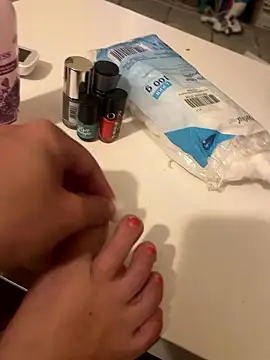 BabouK9712 online show from 04/23/26, 10:44