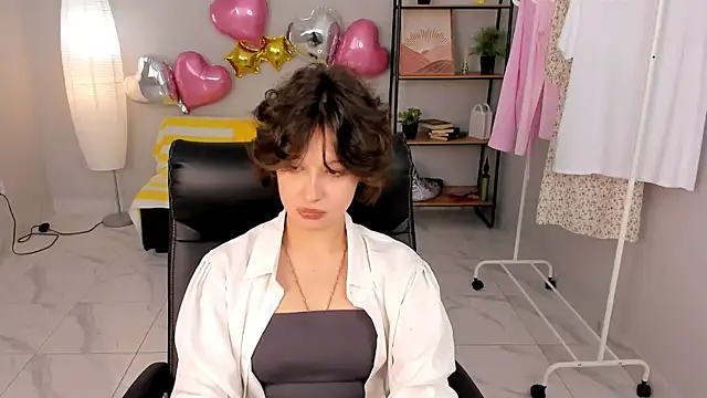 Sindel Meby online show from 04/22/26, 11:17