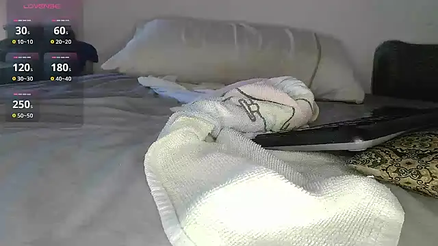 canarito18 online show from 07/30/26, 02:16