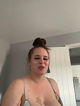 Poppylooloo online show from 06/21/26, 01:06