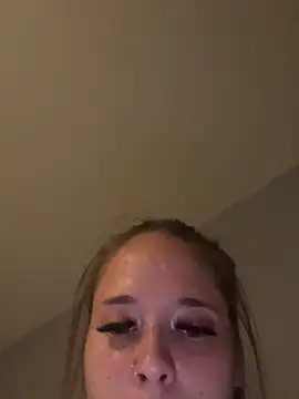 Poppylooloo online show from 06/15/26, 07:02