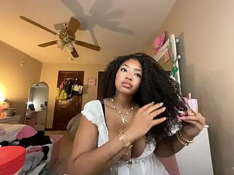 Snapshot of blair_vexxx chatting on 05/09/26, 02:04 blair vexxx online show from 05/09/26, 02:04