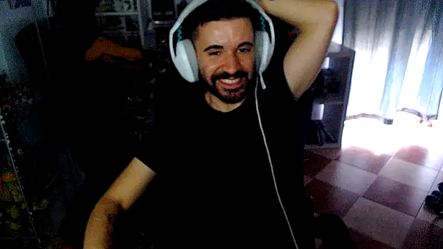 chiquitoconsecreto online show from 04/24/26, 07:32