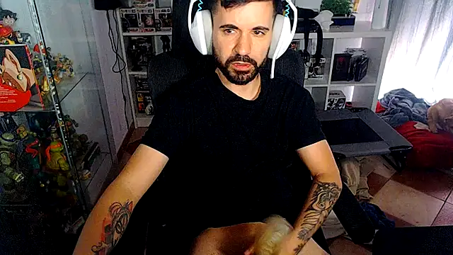 chiquitoconsecreto online show from 05/10/26, 03:58