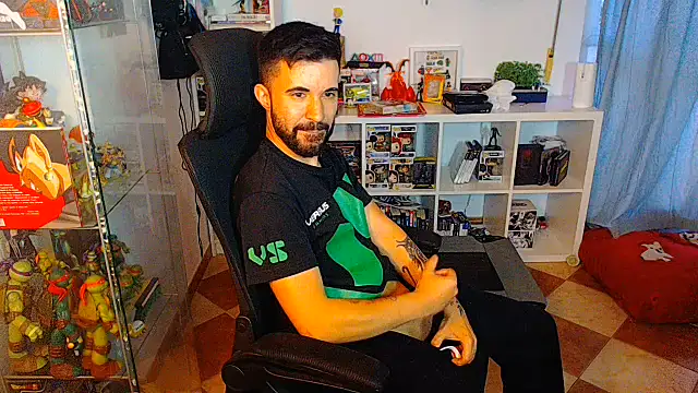 chiquitoconsecreto online show from 05/11/26, 07:22