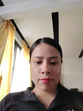 Nicol Alvarez1 online show from 06/21/26, 10:26