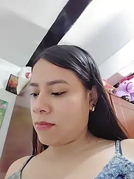 Nicol Alvarez1 online show from 05/21/26, 10:40