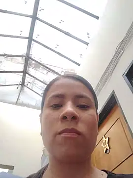 Nicol Alvarez1 online show from 05/14/26, 10:29