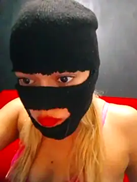 Hotkatii online show from 05/20/26, 04:42