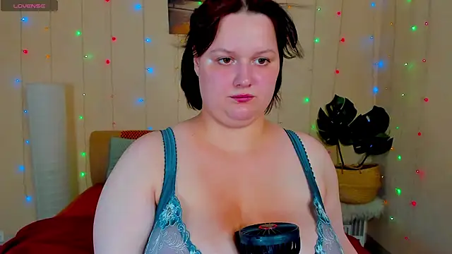 Snapshot of Blossom_Soniya chatting on 06/25/26, 01:25 Blossom Soniya online show from 06/25/26, 01:25