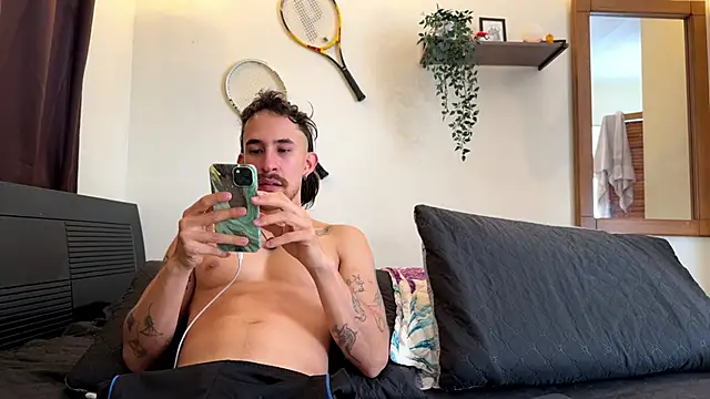 Aaron wheel online show from 05/15/26, 05:44