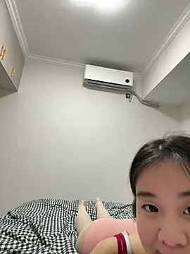 NiNa5203 online show from 05/12/26, 05:04