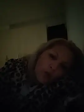 Divineblond online show from 11/13/25, 06:56