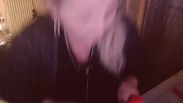 Divineblond online show from 11/24/25, 08:53