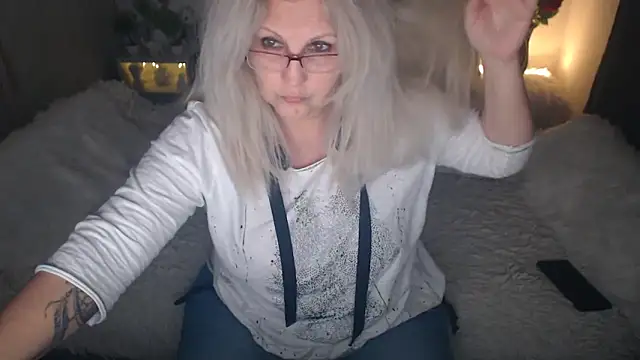 Divineblond online show from 02/16/26, 06:39