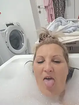 Divineblond online show from 03/14/26, 06:47