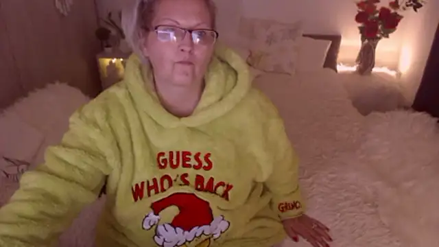 Divineblond online show from 02/13/26, 09:59