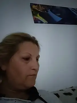 Divineblond online show from 04/07/26, 06:10