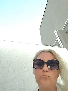 Divineblond online show from 07/10/26, 06:08