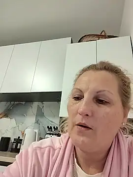 Divineblond online show from 03/18/26, 01:53