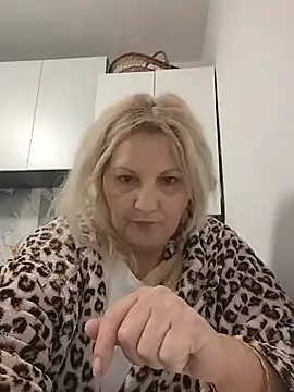 Divineblond online show from 03/13/26, 12:26