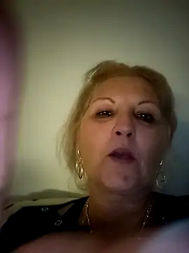 Divineblond online show from 10/26/25, 07:25